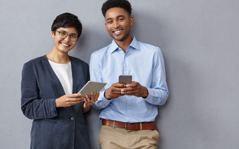 Sonhar com ex colega de trabalho