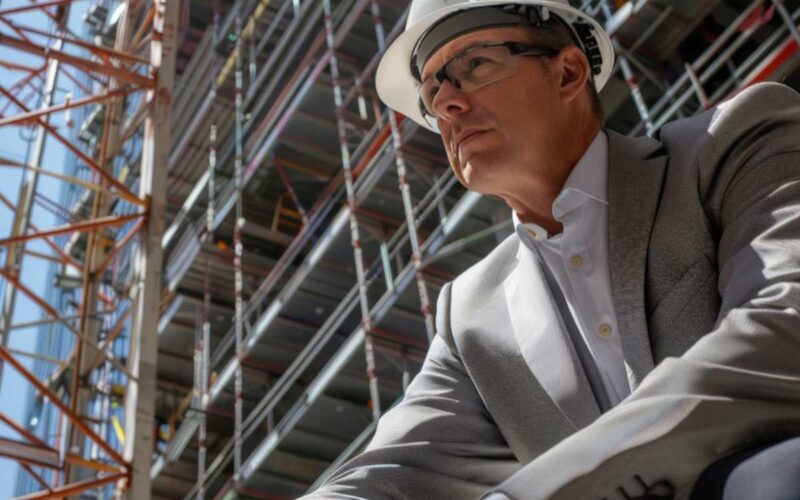 A Revolução Silenciosa: Por Que o Aço Está Moldando o Futuro da Construção Civil Brasileira