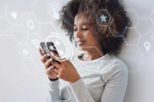 Conectividade e inovação: como a tecnologia transforma o seu dia a dia