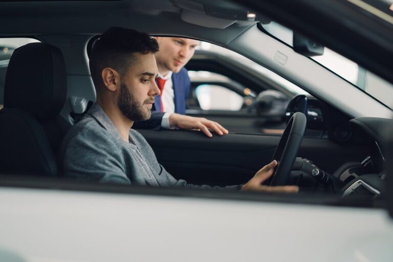 Por que o aluguel de carros mensal está mudando a forma como as pessoas usam carro no Brasil