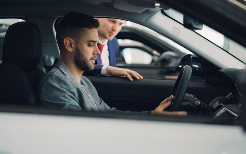 Por que o aluguel de carros mensal está mudando a forma como as pessoas usam carro no Brasil